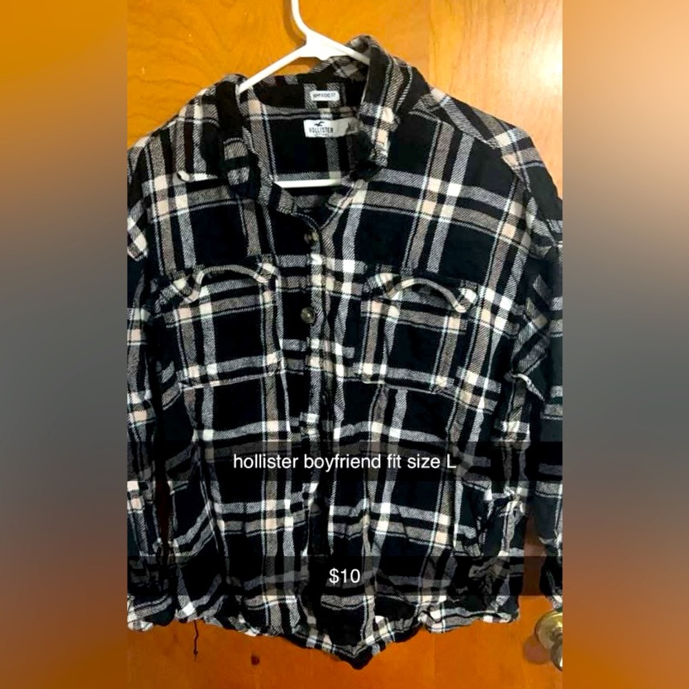 Hollister Black and White Plaid Shirt
